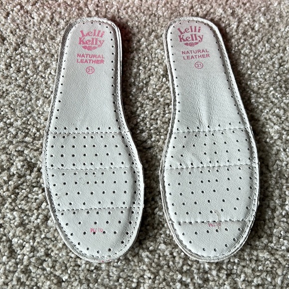 Lelli Kelly Glitter Daisy Dolly Mary Jane Sneakers - Picture 10 of 14